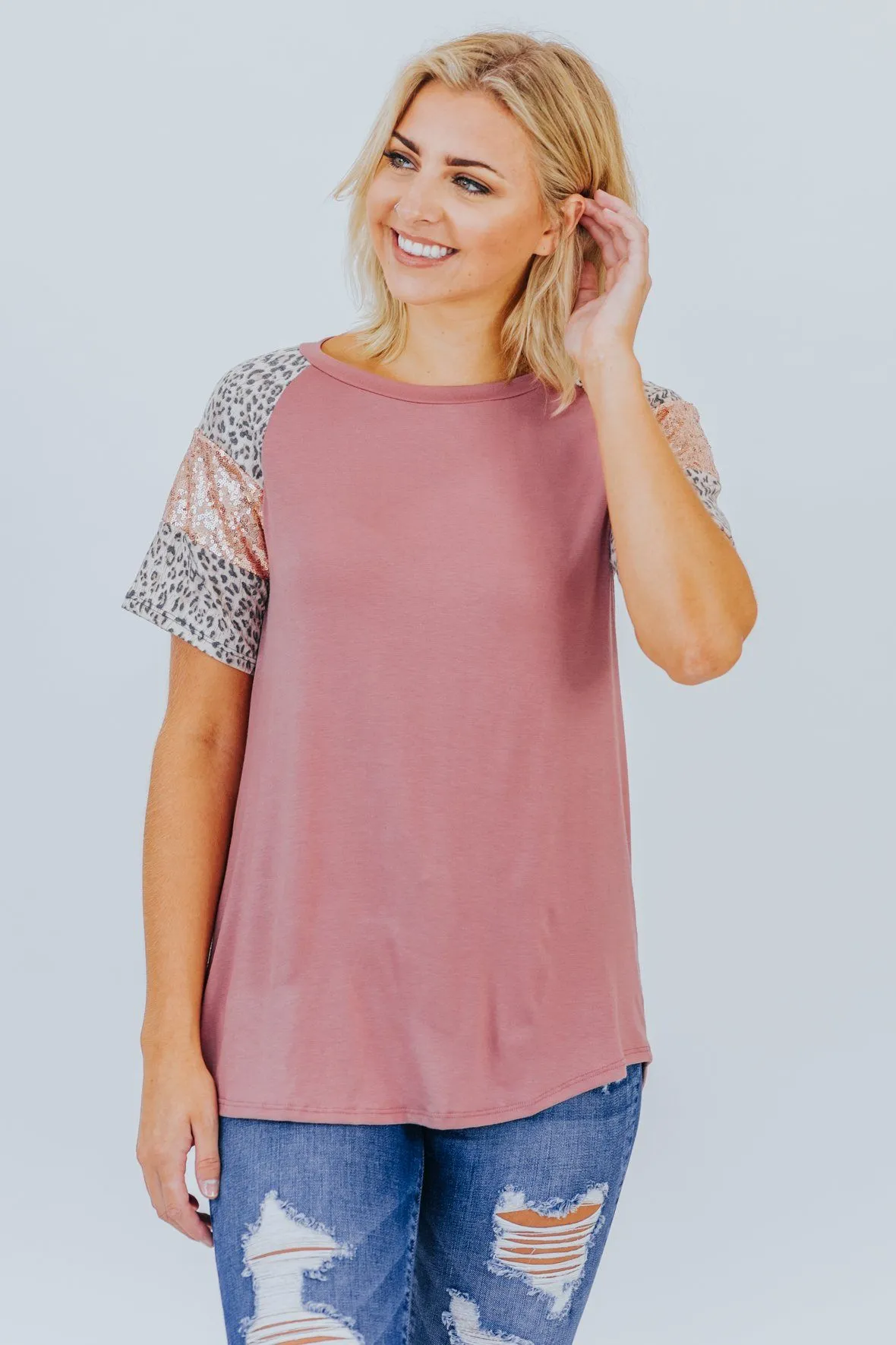 Can't Stop Sequin Detailed Tee In Mauve