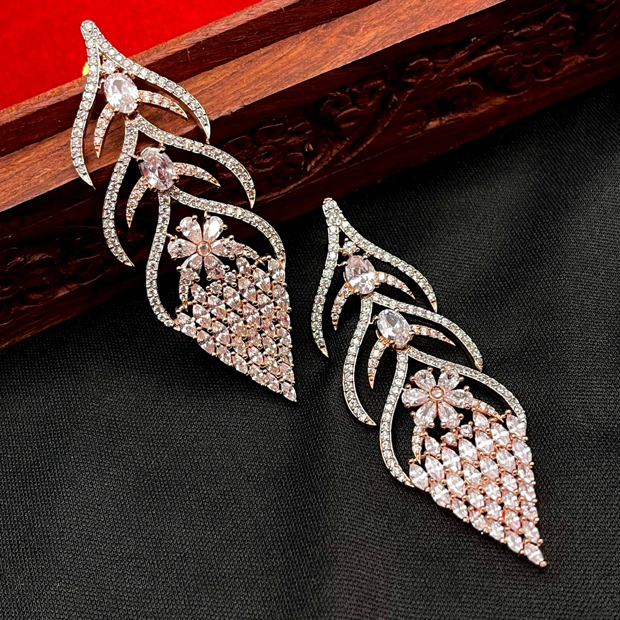 Contemporary Rose Gold Leaf Design Earring
