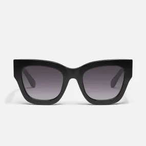 Quay By The Way Sunglasses - Black