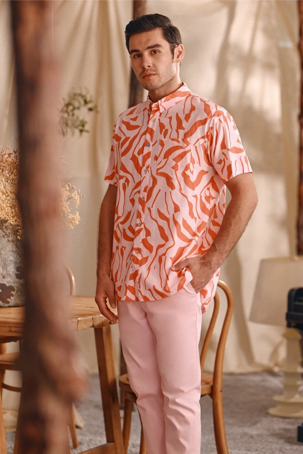 The Bayu Men Batik Shirt - Explore