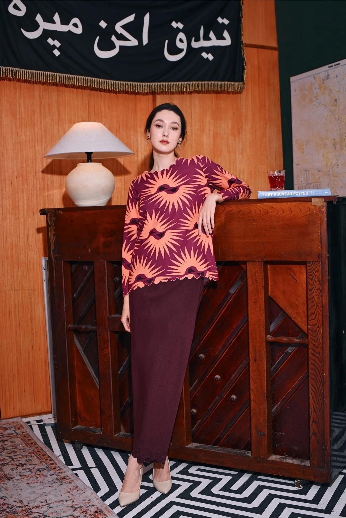 The Congkak Women Scallop Blouse - Edge