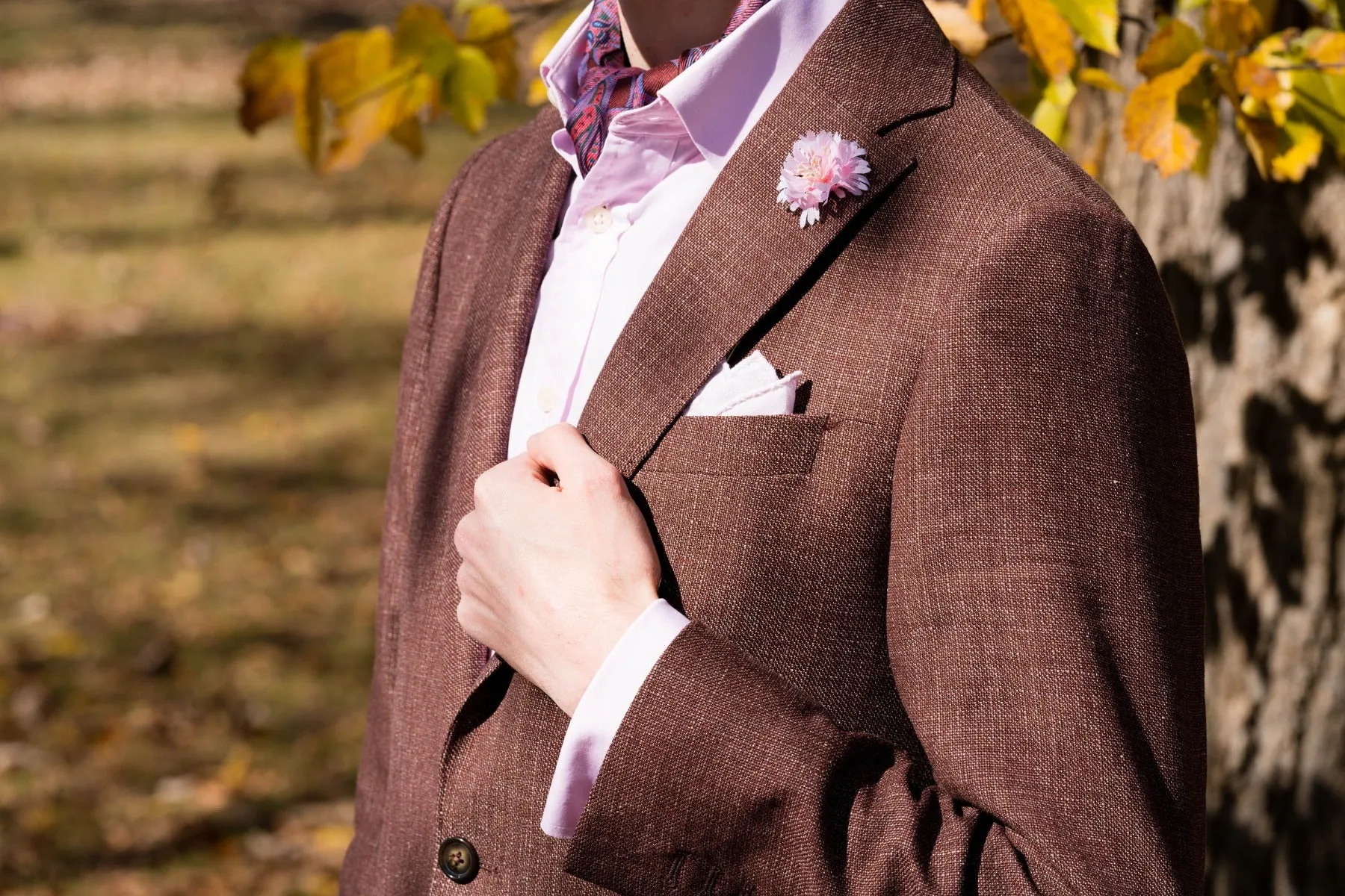 White X-Stitch Edge Pale Pink Linen Pocket Square